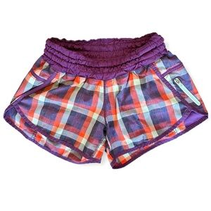 Lululemon Tracker Short II Wheezy Check Size 8 Heathered Berry Yum Plaid Stretch
